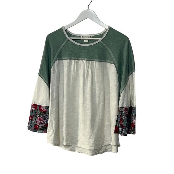 LOVERICHE TOP WOMENS SIZE LARGE BELL SLEEVE COTTON BOHO BLOUSE GREEN WHITE - Picture 1 of 11